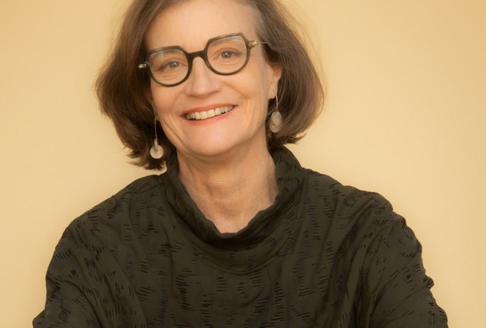 ASHTON APPLEWHITE